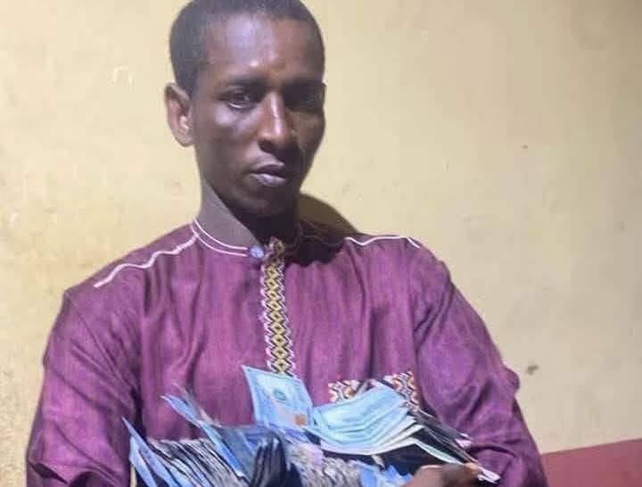 Army arrests suspected kidnapping syndicate commander, recovers four AK-47s in Enugu